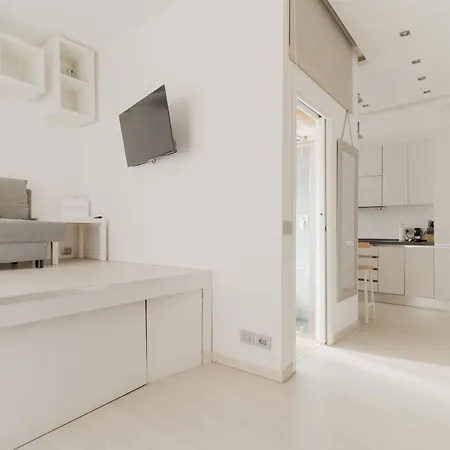 Abbiategrasso - Volvinio - Spazioso Monolocale Apartament